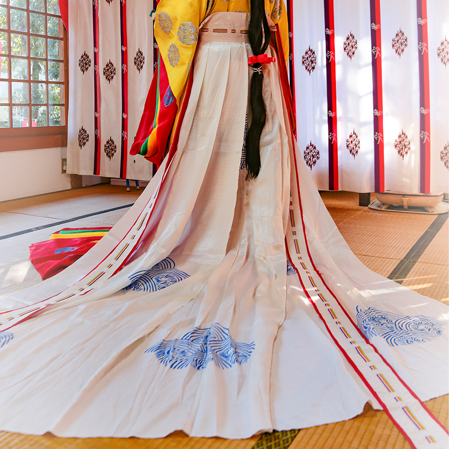 三献の儀体験 十二単着付け体験 勝ブランド